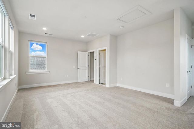 1843 MAGNOLIA FRUIT DR, Dumfries, VA 22026