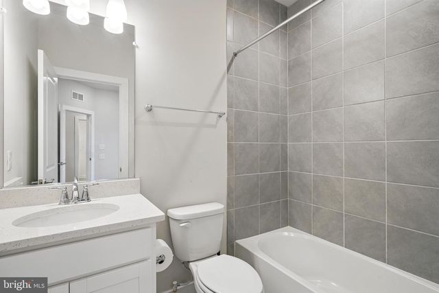 1843 MAGNOLIA FRUIT DR, Dumfries, VA 22026