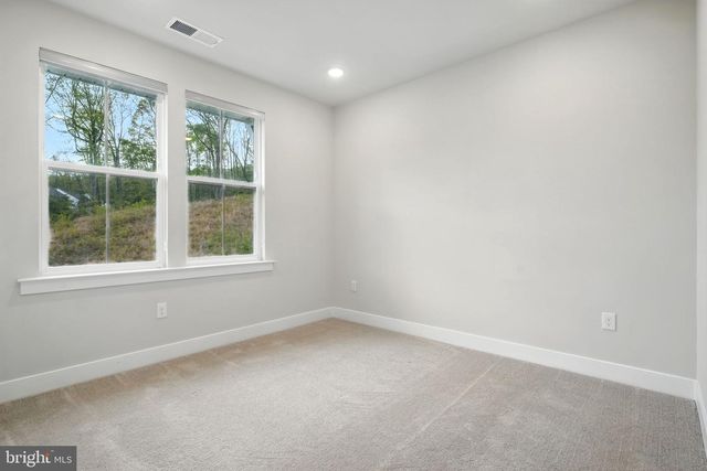 1843 MAGNOLIA FRUIT DR, Dumfries, VA 22026