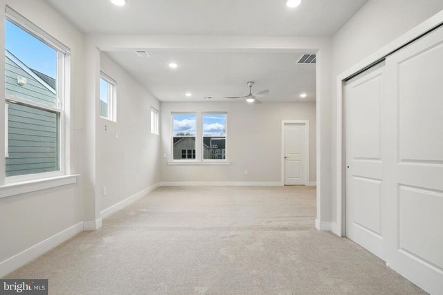 1843 MAGNOLIA FRUIT DR, Dumfries, VA 22026