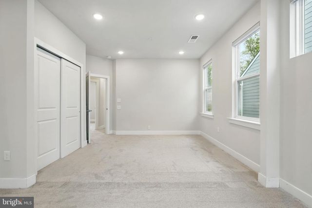 1843 MAGNOLIA FRUIT DR, Dumfries, VA 22026