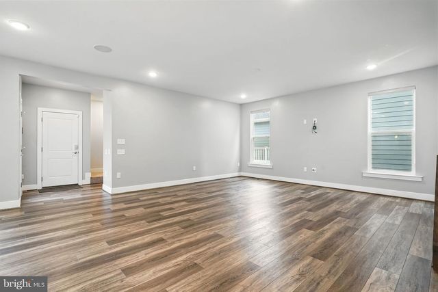 1843 MAGNOLIA FRUIT DR, Dumfries, VA 22026