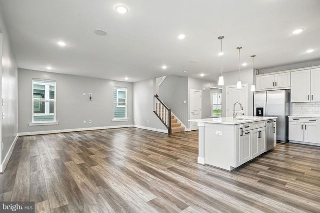 1843 MAGNOLIA FRUIT DR, Dumfries, VA 22026