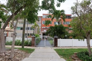1850 NE 169th St 312, North Miami Beach, FL 33162