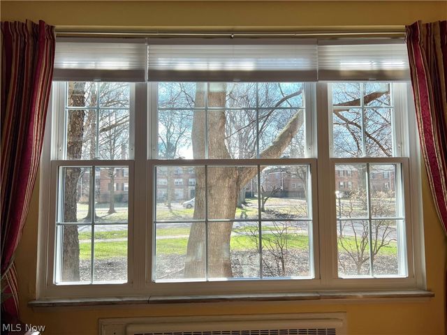 13800 Fairhill Road 105, Shaker Heights, OH 44120