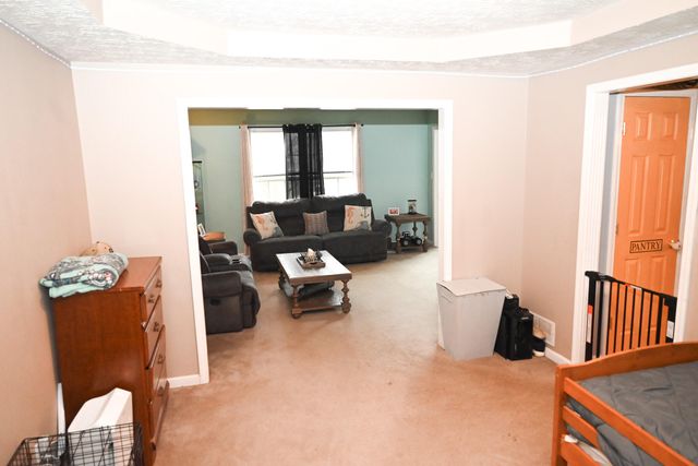 212 Hickory Ridge Lane, Paris, KY 40361