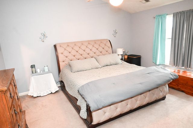 212 Hickory Ridge Lane, Paris, KY 40361