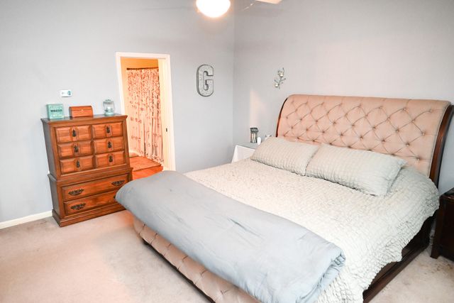 212 Hickory Ridge Lane, Paris, KY 40361