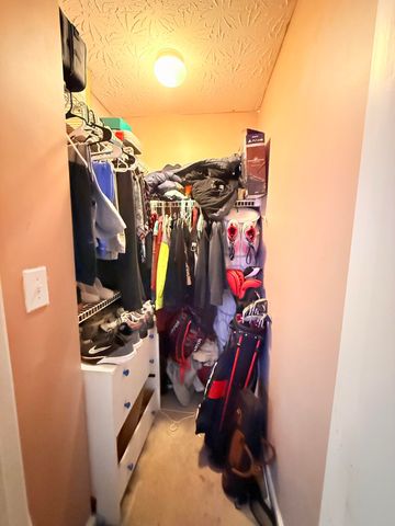 212 Hickory Ridge Lane, Paris, KY 40361