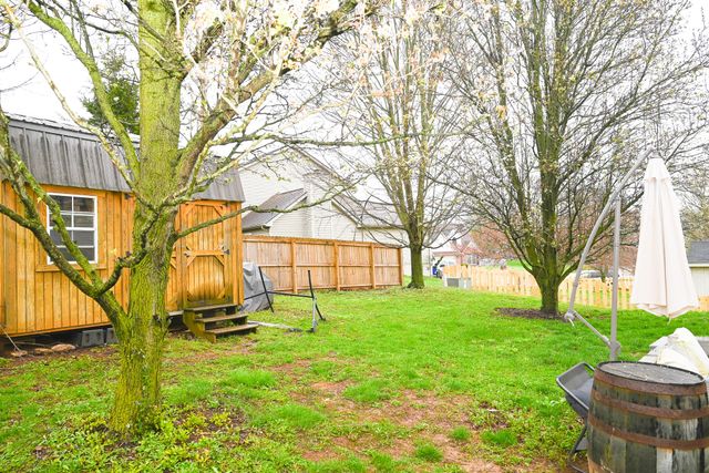 212 Hickory Ridge Lane, Paris, KY 40361