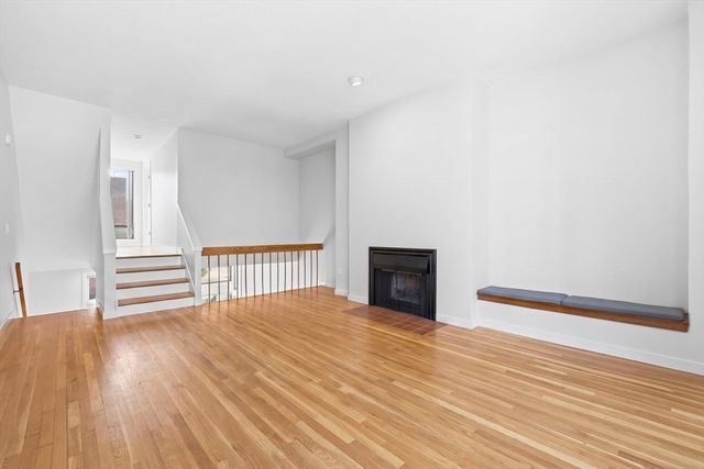 581 Mount Auburn Street 2, Cambridge, MA 02138