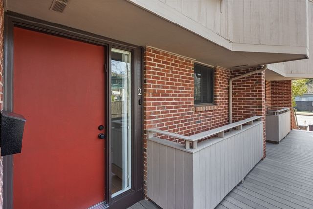 581 Mount Auburn Street 2, Cambridge, MA 02138