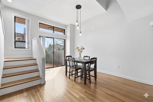 581 Mount Auburn Street 2, Cambridge, MA 02138