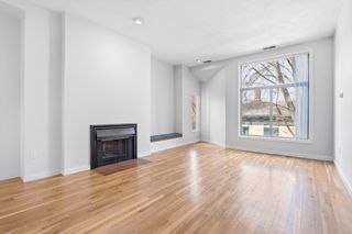 581 Mount Auburn Street 2, Cambridge, MA 02138