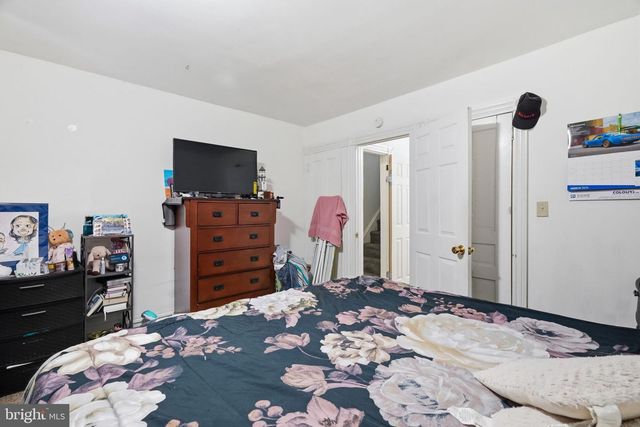 842 LOCUST ST, Reading, PA 19604