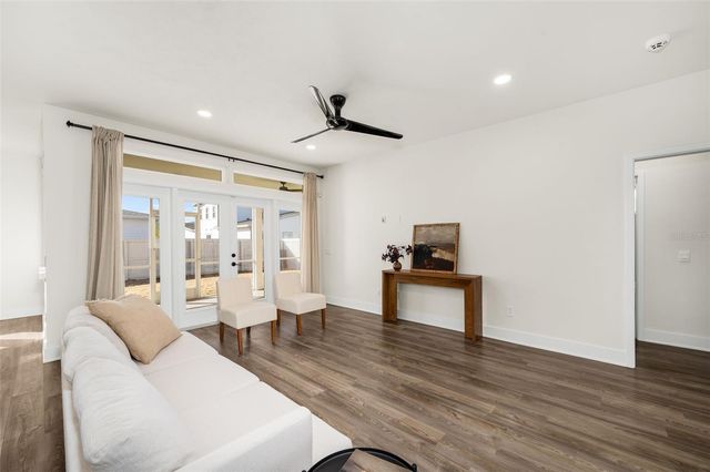 488 SW 144TH DRIVE, Newberry, FL 32669