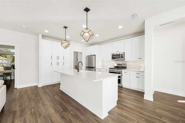 488 SW 144TH DRIVE, Newberry, FL 32669