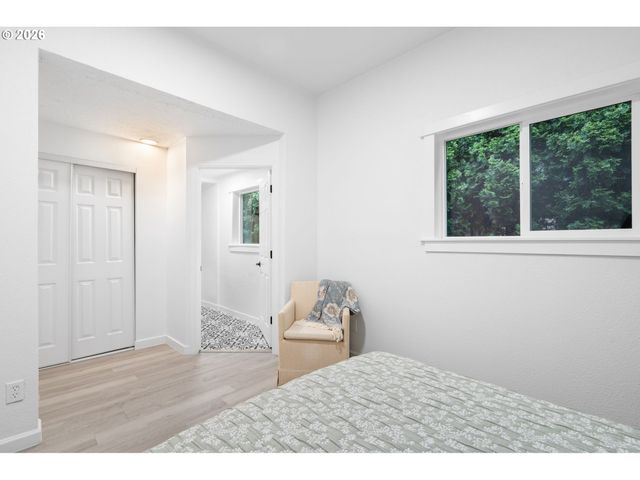 6023 N AMHERST St, Portland, OR 97203