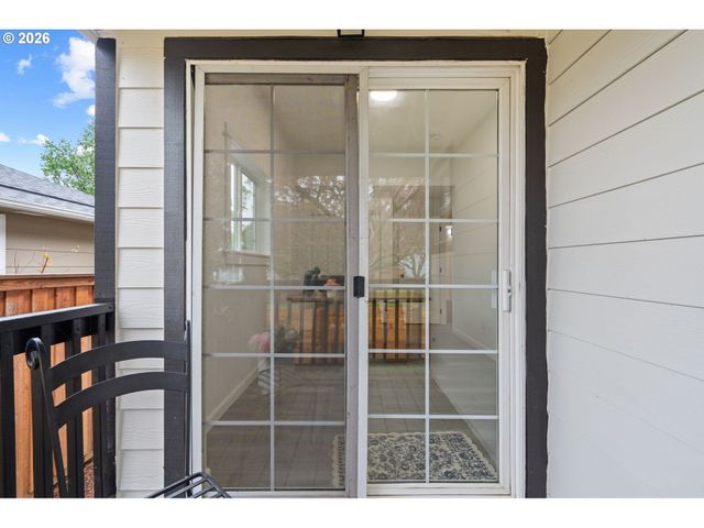 6023 N AMHERST St, Portland, OR 97203