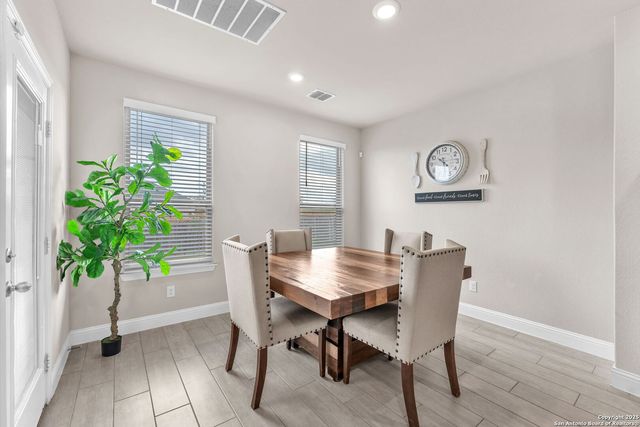 4174 Garden Path, Marion, TX 78124