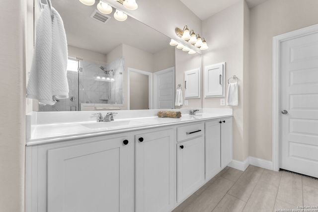 4174 Garden Path, Marion, TX 78124