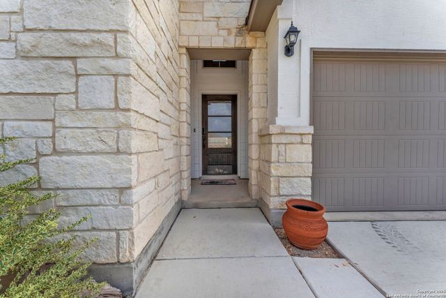 4174 Garden Path, Marion, TX 78124