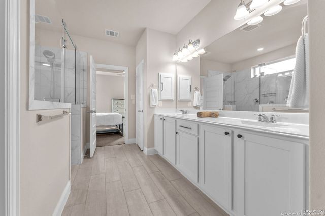 4174 Garden Path, Marion, TX 78124