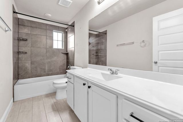 4174 Garden Path, Marion, TX 78124