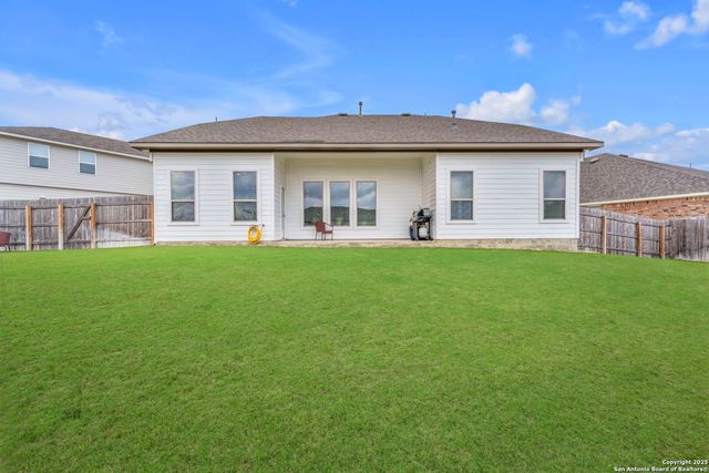 4174 Garden Path, Marion, TX 78124