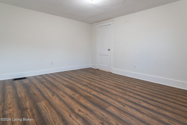 9201 Jefferson Ave, Louisville, KY 40291