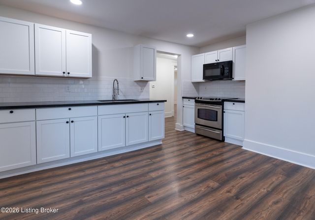 9201 Jefferson Ave, Louisville, KY 40291