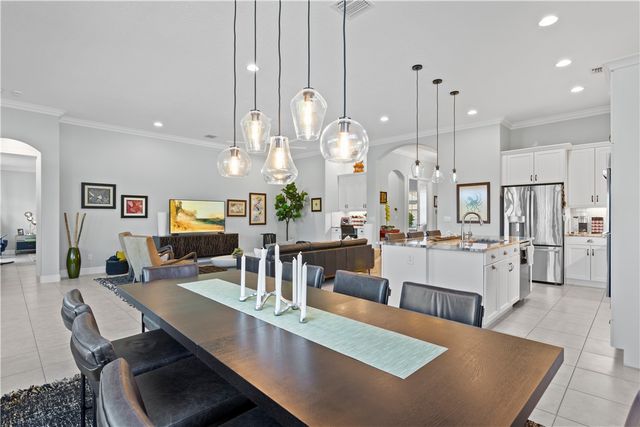 1626 Segovia Circle, Vero Beach, FL 32966