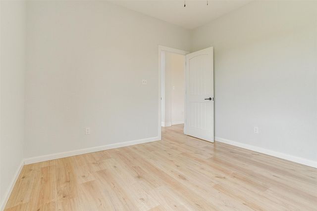 11332 County Road 418, Grandview, TX 76050