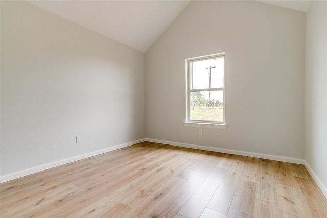 11332 County Road 418, Grandview, TX 76050