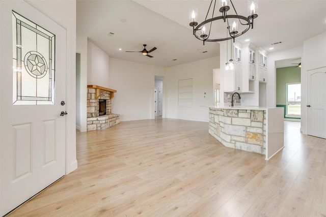 11332 County Road 418, Grandview, TX 76050