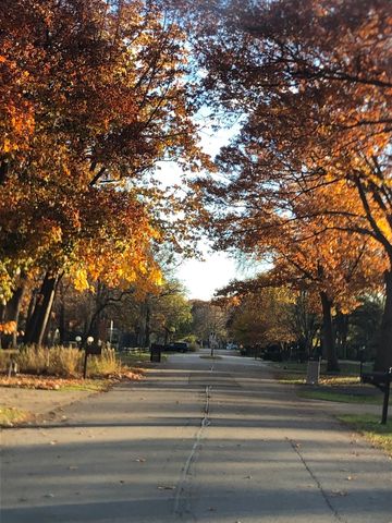 1403 Forest Drive, Glenview, IL 60025