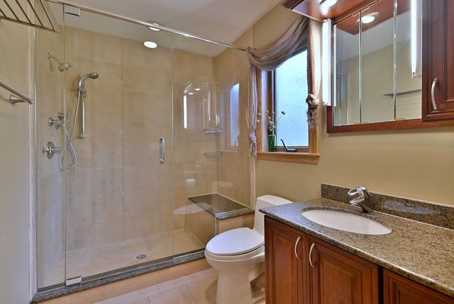 1403 Forest Drive, Glenview, IL 60025