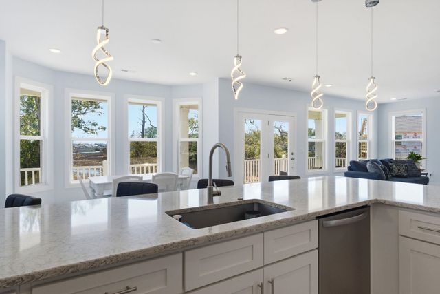 400 Elizabeth Dr., Murrells Inlet, SC 29576