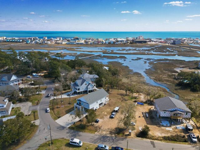 400 Elizabeth Dr., Murrells Inlet, SC 29576