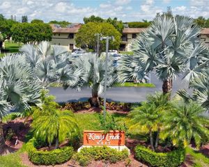 7905 SW 86th St 623, Miami, FL 33143