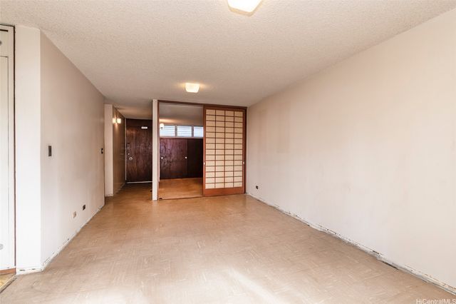 1026 Kalo Place 303, Honolulu, HI 96826