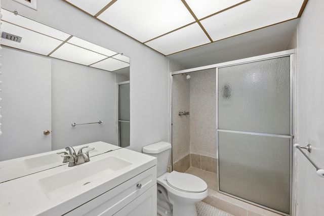 2991 NW 46TH Avenue 303, Lauderdale Lakes, FL 33313