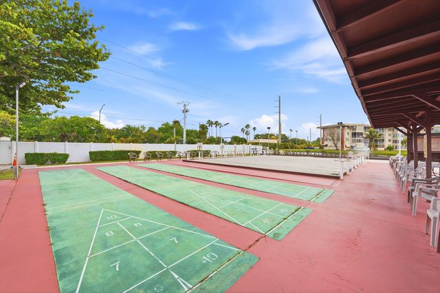 2991 NW 46TH Avenue 303, Lauderdale Lakes, FL 33313