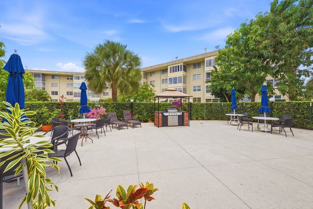 2991 NW 46TH Avenue 303, Lauderdale Lakes, FL 33313
