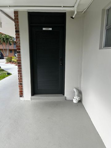2991 NW 46TH Avenue 303, Lauderdale Lakes, FL 33313