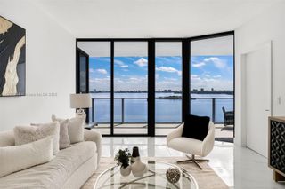 700 NE 24th St 1005, Miami, FL 33137