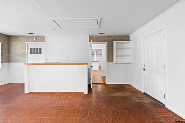 7 Lindsey Lane, Longview, TX 75601