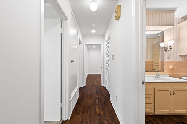 7 Lindsey Lane, Longview, TX 75601