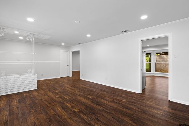 7 Lindsey Lane, Longview, TX 75601