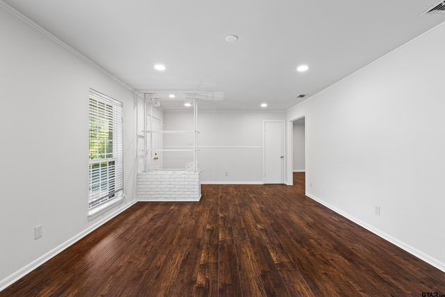 7 Lindsey Lane, Longview, TX 75601